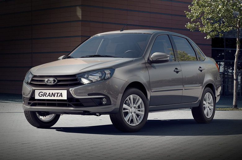 АвтоВАЗ поднял цены на Lada Granta: прибавка достигает 119 тыс. рублей